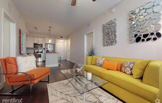 702 N University Dr