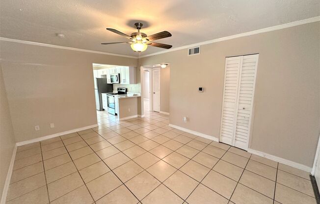 PIKUS (3230-3270 Thomasson Dr)