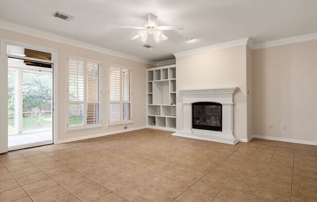 Beautiful Corner-Lot Home in Steiner Ranch – 4 Bed | 3 Bath