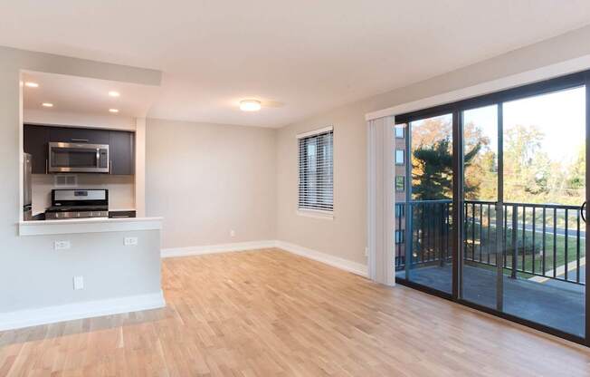 2 Bedroom, 1 Bathroom - Kitchen