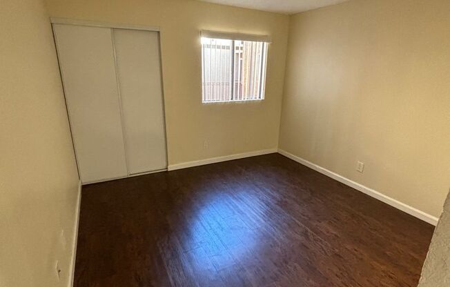 3 beds, 2 baths, 1,050 sqft, $2,775, Unit 2573-08
