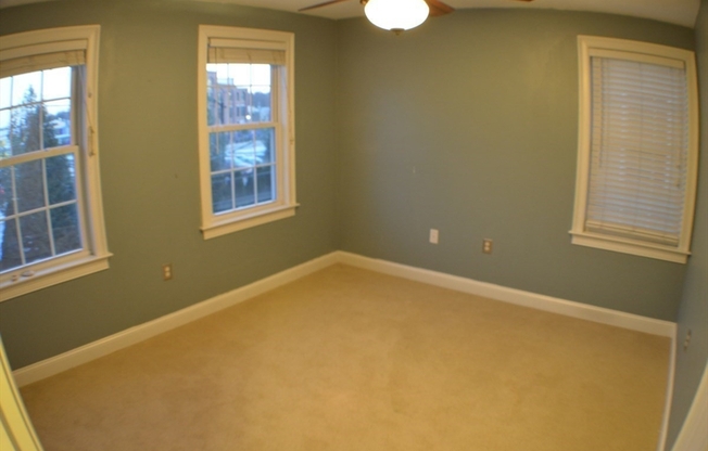 22 DACY ST