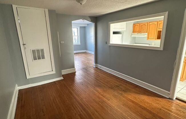2 beds, 1 bath, 750 sqft, $1,225, Unit 6102-7