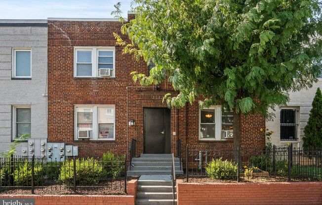 3542 6th St NW