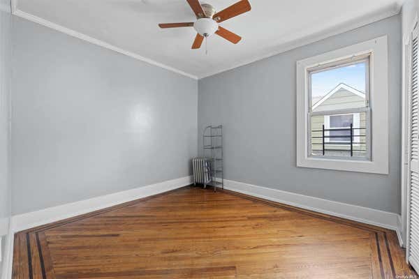 3 beds, 1 bath, $2,900