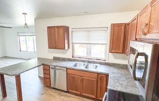 2 beds, 2 baths, 1,395 sqft, $1,595, Unit 117