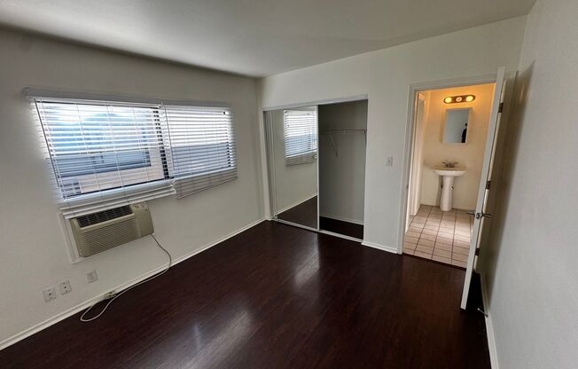 2 beds, 1 bath, 550 sqft, $2,550, Unit 1115-9