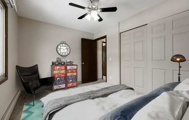 Garden Grove Apartments_New Brighton MN_bedroom