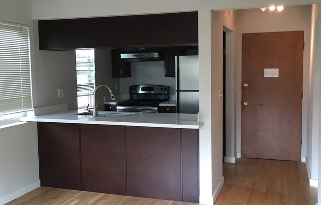 1 bed, 1 bath, 595 sqft, $1,795, Unit Apt 206