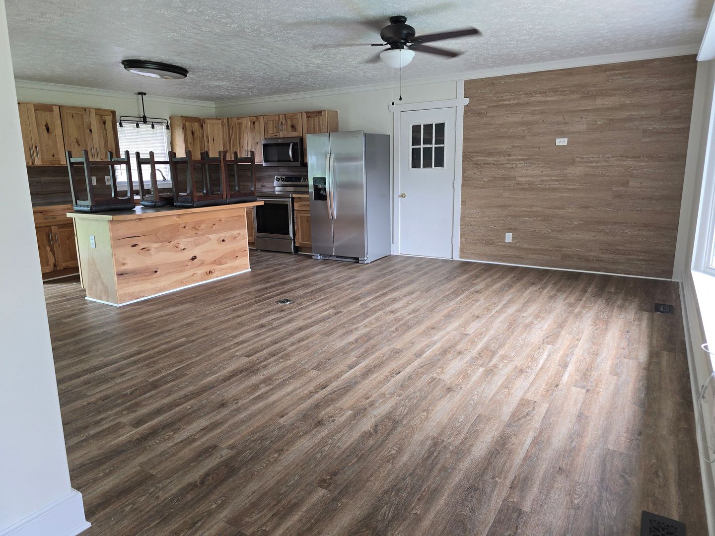 4801 Fellows Court ~ Pioneer Pointe