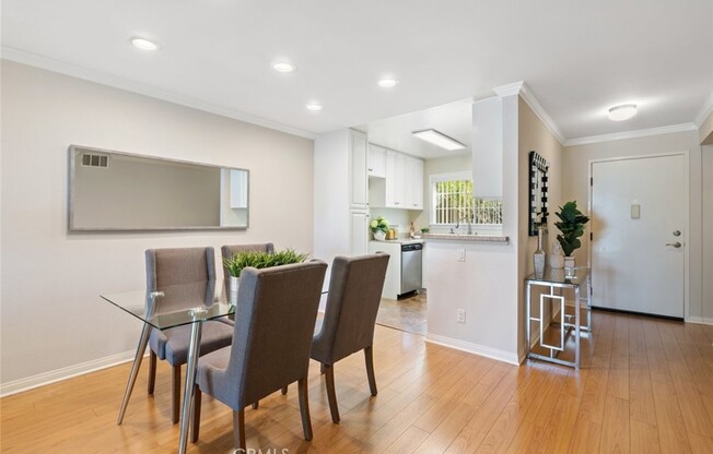 2 beds, 2 baths, 920 sqft, $2,800, Unit 331