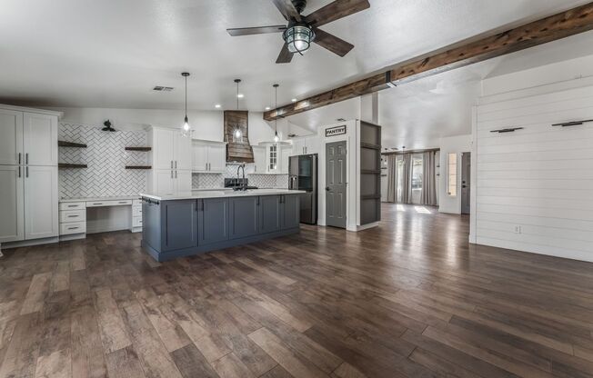 Single Story 4 Bedroom in Northwest