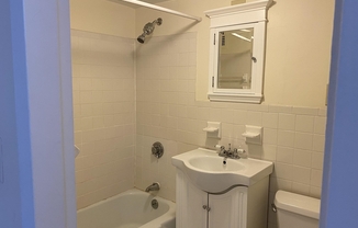 1 bed, 1 bath, 806 sqft, $2,900, Unit 5F