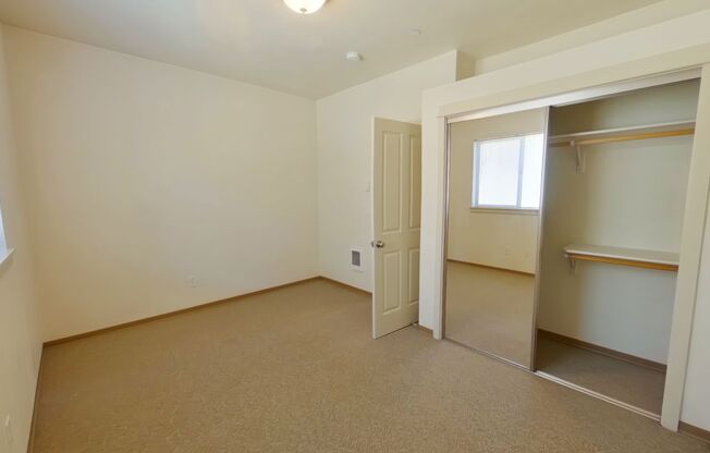 4 beds, 2.5 baths, 1,515 sqft, $3,600, Unit 30