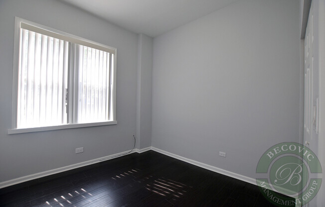 2 beds, 1 bath, 700 sqft, $2,200, Unit 103