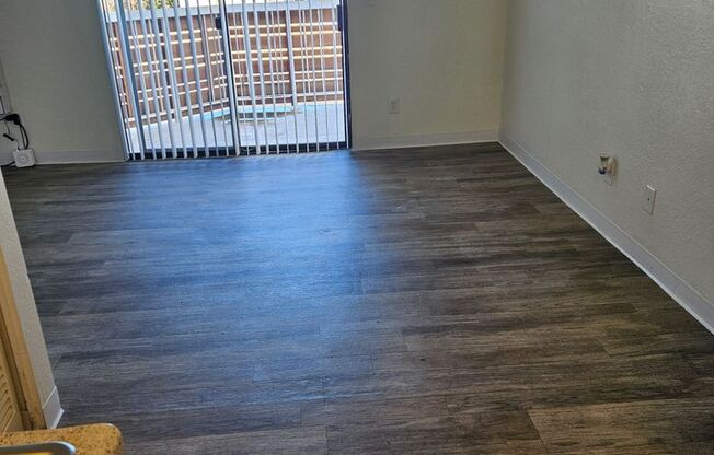 1 bed, 1 bath, 500 sqft, $795