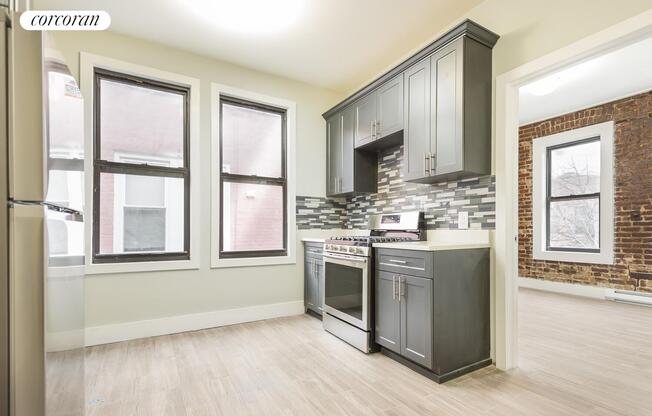 31 38 34 ST