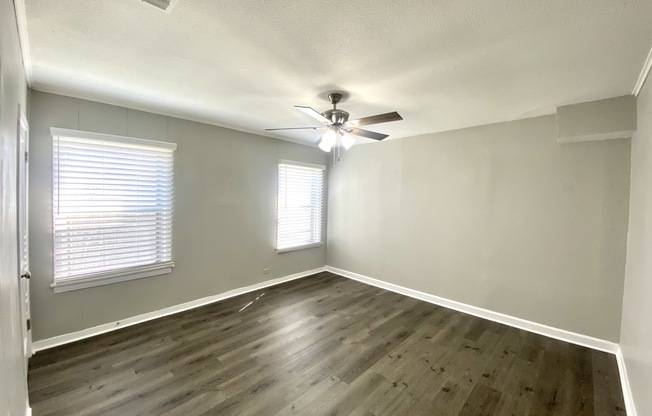 178 SWEETBRIAR AVE