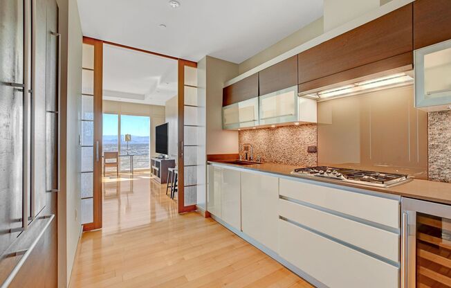1 bed, 1.5 baths, $7,295
