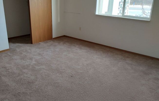 2 beds, 1 bath, 856 sqft, $1,259, Unit PL   7507