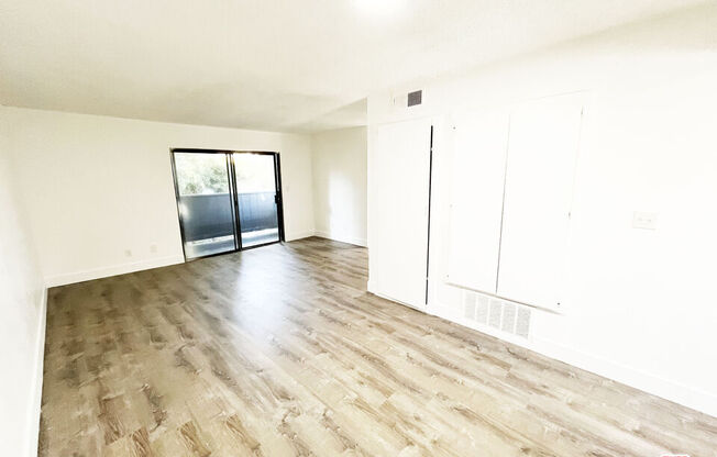 1 bed, 1 bath, 750 sqft, $1,850, Unit 24