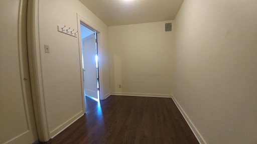 Studio, 1 bath, 582 sqft, $1,395, Unit B