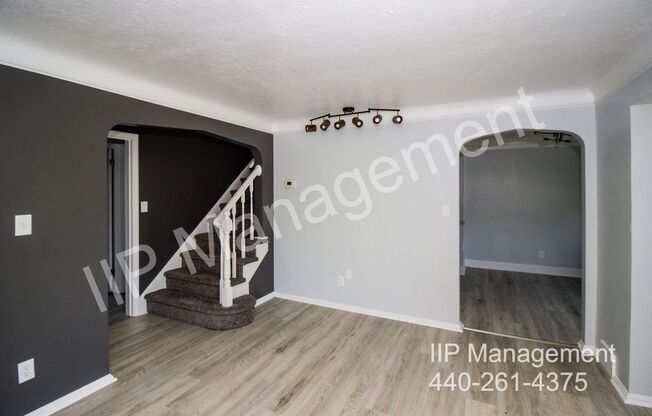 4086 HINSDALE RD