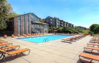 LionsHead Apartments