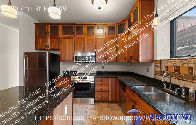 270 4th St E Unit 307