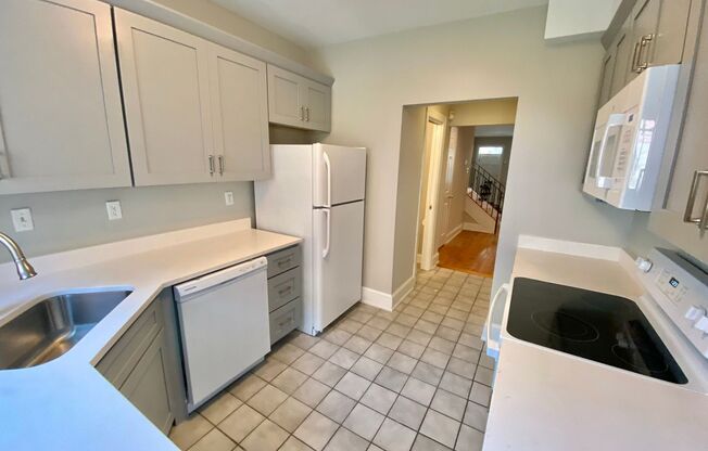 2 beds, 2 baths, $3,495