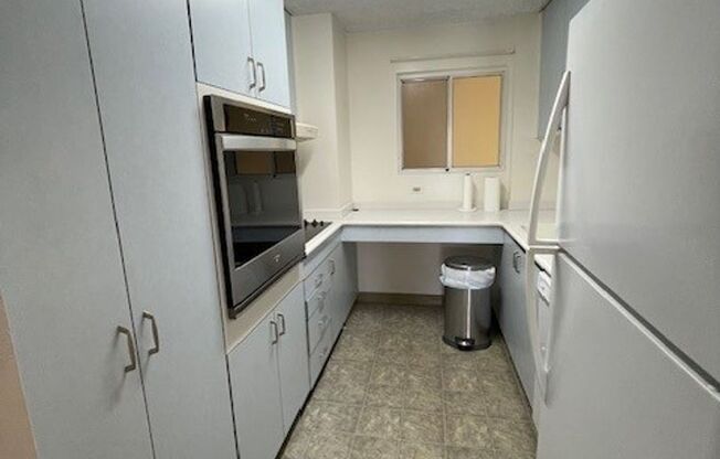 2 beds, 2 baths, $3,100