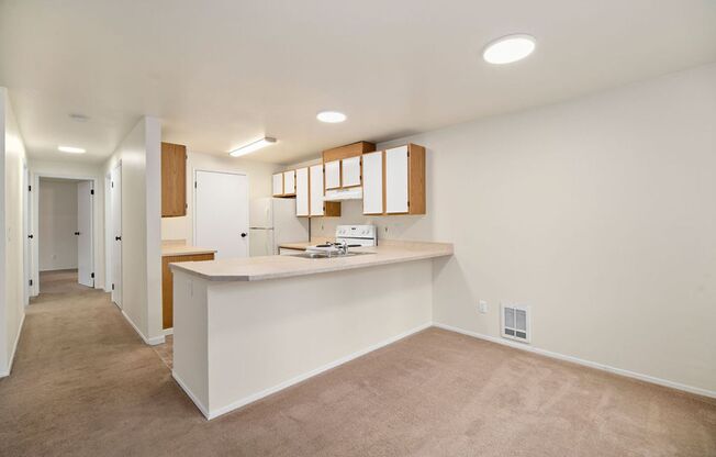 ​North Creek Townhomes – Spacious Homes in the Heart of Everett!