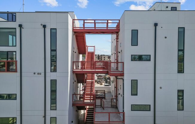 Brand New Live-Work Studio/Lofts in North Hollywood