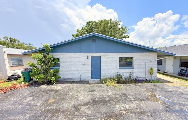 3716 137th Avenue North - 1