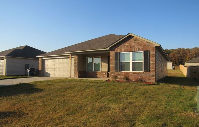 4 beds, 2 baths, $1,595