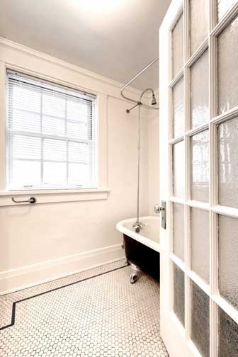 1 bed, 1 bath, 784 sqft, $1,700, Unit 06