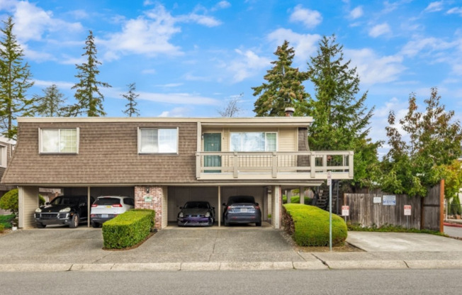 14526 NE 6 PL