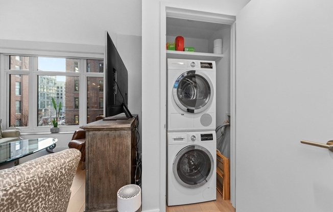 1 bed, 1 bath, 572 sqft, $3,699, Unit 5L