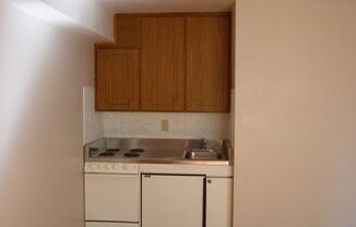 1 bed, 1 bath, $1,900, Unit 105