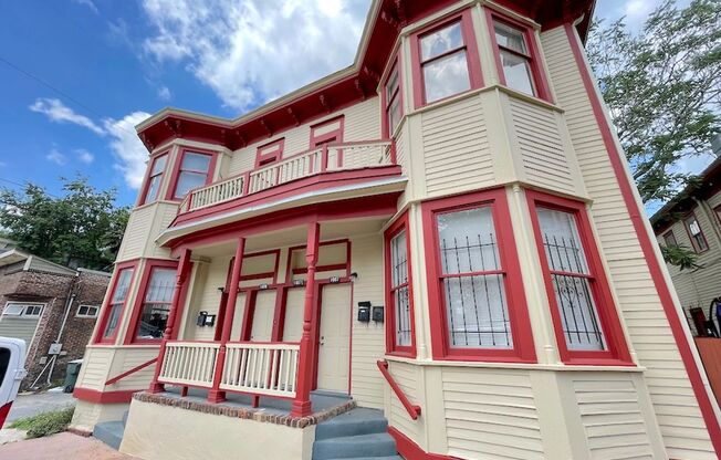 2 BED | 1 BATH | DOWNTOWN