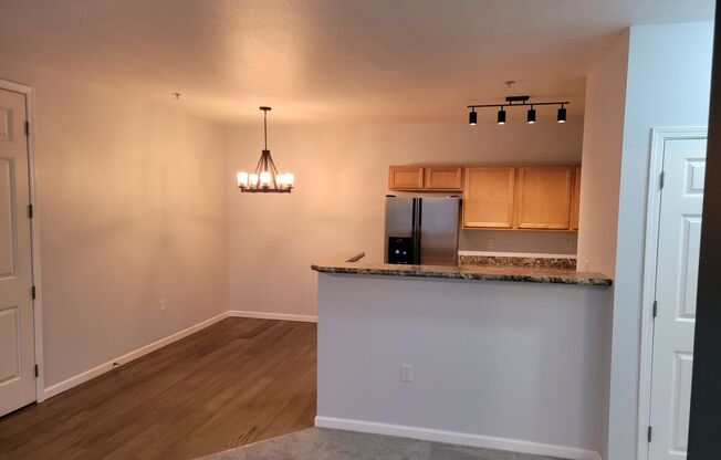 2 beds, 2 baths, $1,950