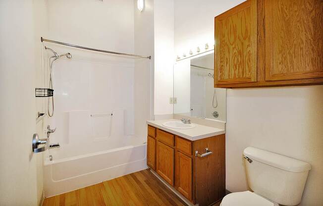 Apartments with large showers in Grand Rapids