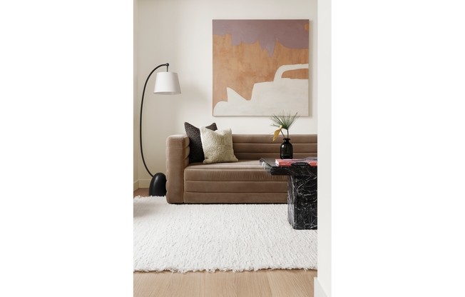 Studio, 1 bath, $6,100, Unit 8O