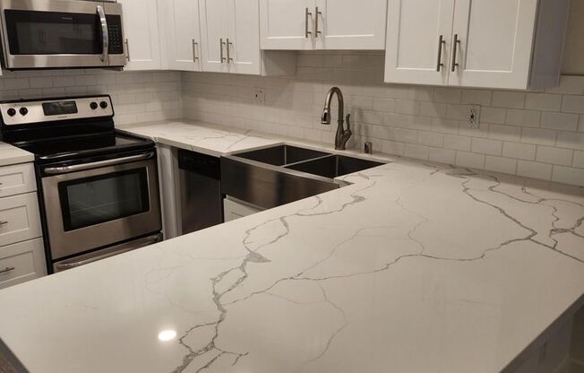 1 bed, 1 bath, 908 sqft, $2,550, Unit 304