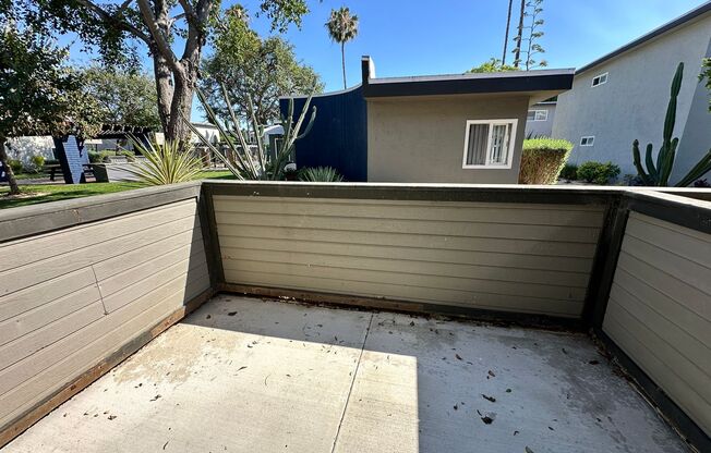 2 beds, 1 bath, 900 sqft, $2,720, Unit 0108