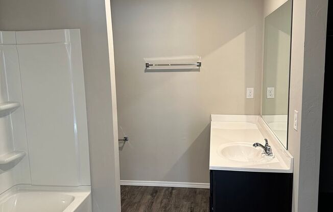 3 beds, 2 baths, $1,550