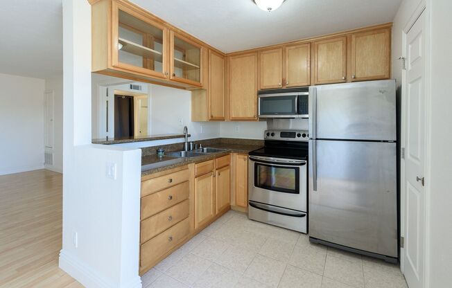 Quiet, Unit in Santee with View!