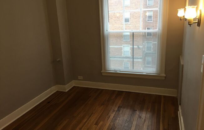 1 bed, 1 bath, 526 sqft, $1,225, Unit 7J