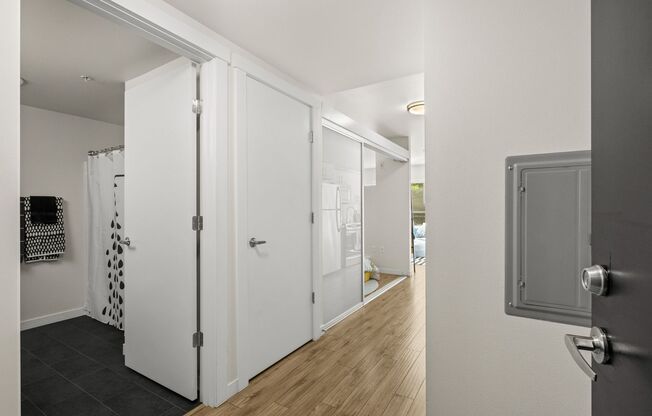 1 bed, 1 bath, 804 sqft, $2,050, Unit 119