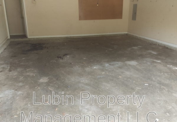 8763 GRANDBURY PL